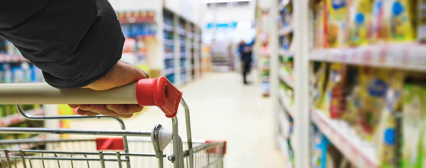 winkelen in een supermarkt