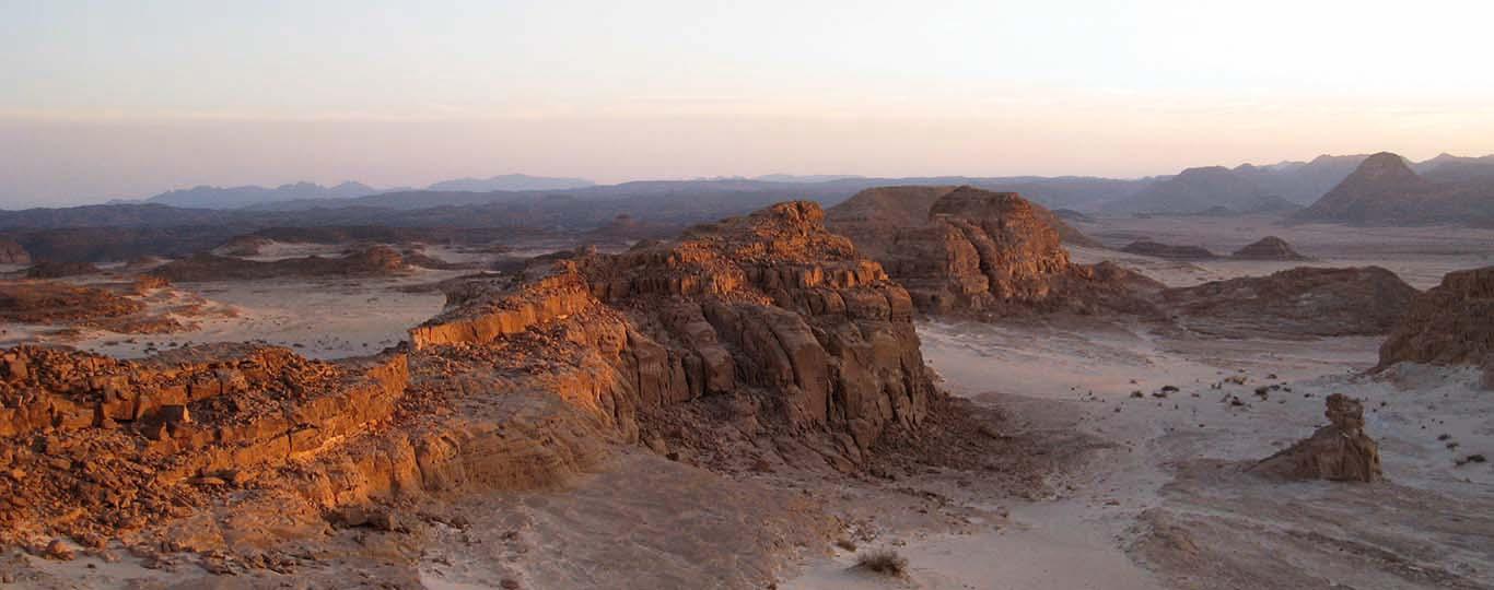 zicht op de Sinaï-woestijn