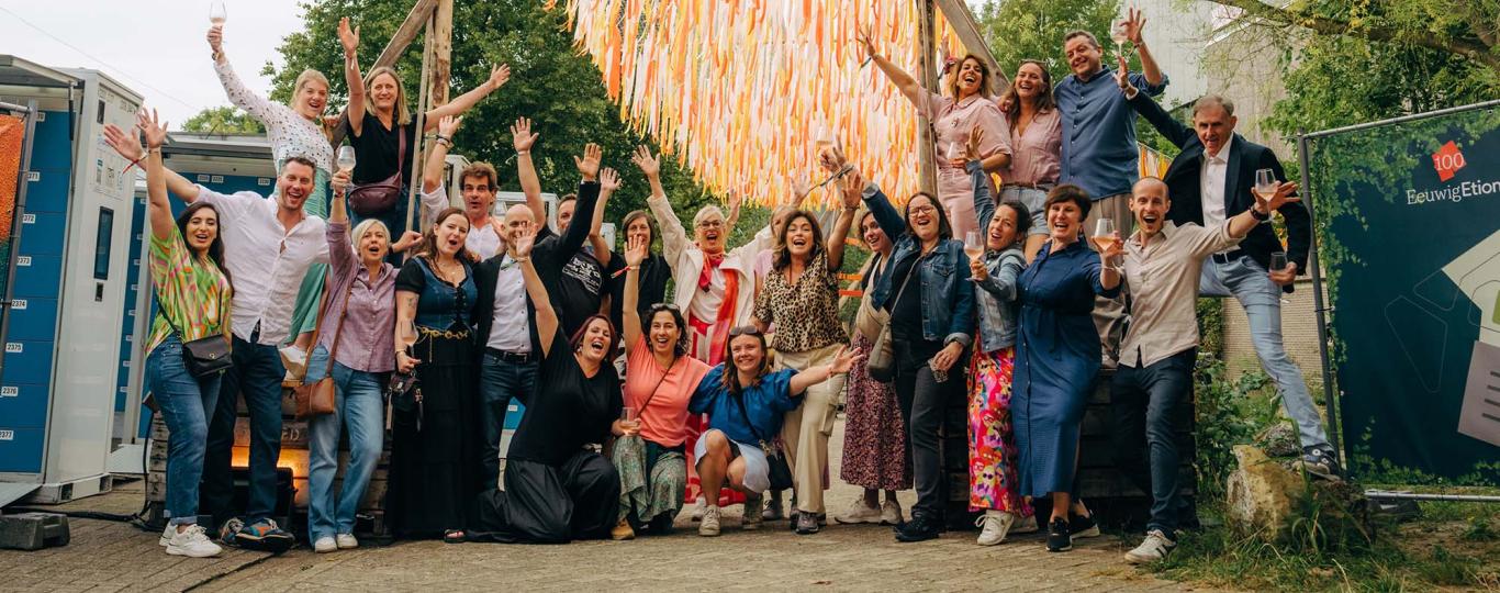 groepsfoto Etion-medewerkers op het Eeuwig Etion Festival 