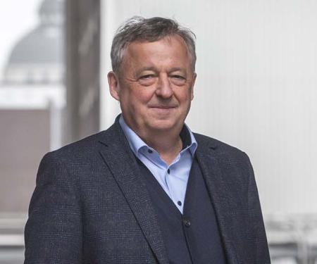 Roland Vanhoegaerden