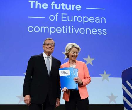 Mario Draghi overhandigt zijn rapport 'The future of European competitiveness' aan Ursula von der Leyen