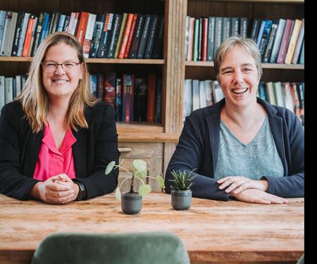 Griet Deca en Kim Hilgert