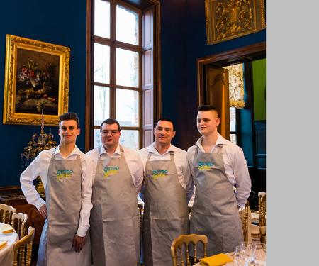 Groep Gidts: een foto van Move Forward 2023 in het Kasteel van Ingelmunster